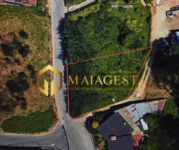 Terreno para Venda em Grijó e Sermonde Foto 1