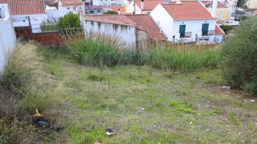 Terreno para Venda em Camarate, Unhos e Apelação