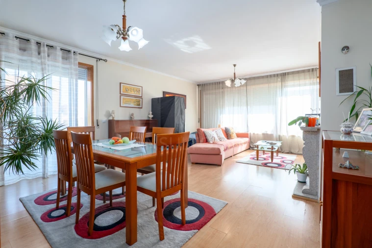 Apartamento T3 para Venda em Amarante (São Gonçalo), Madalena, Cepelos e Gatão