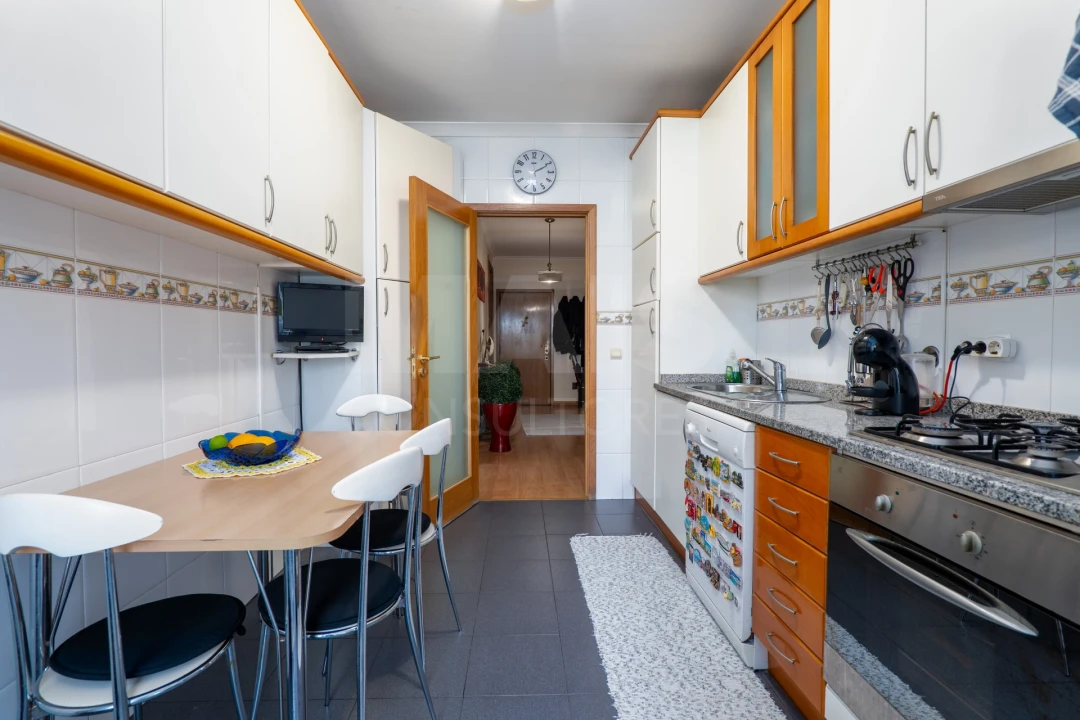 Apartamento T3 para Venda em Amarante (São Gonçalo), Madalena, Cepelos e Gatão Foto 9