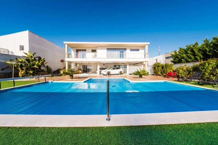 Moradia T4 para Venda em Nadadouro Foto 3