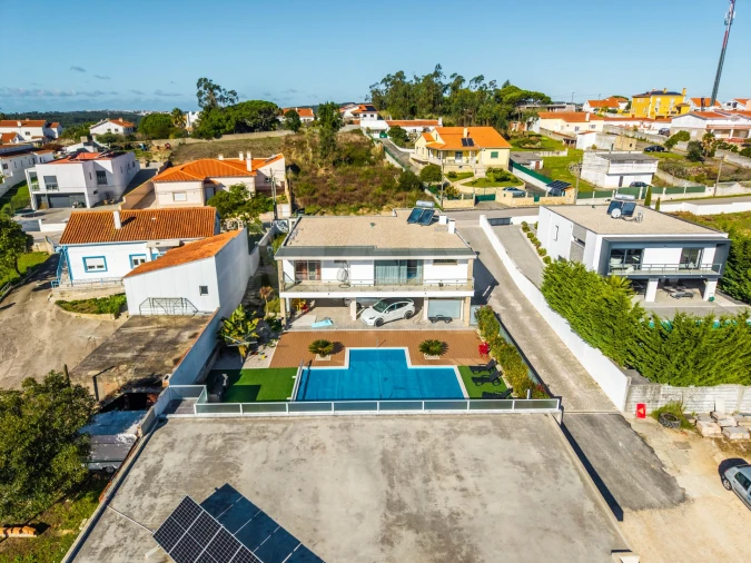 Moradia T4 para Venda em Nadadouro