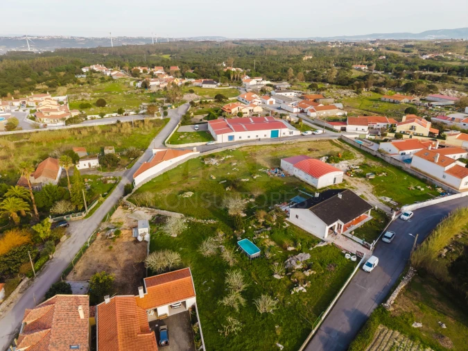 Terreno para Venda em Reguengo Grande Foto 1