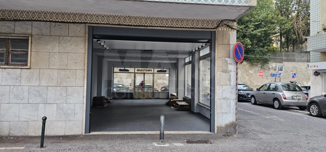 Loja para Venda em Algés, Linda-A-Velha e Cruz Quebrada-Dafundo Foto 5