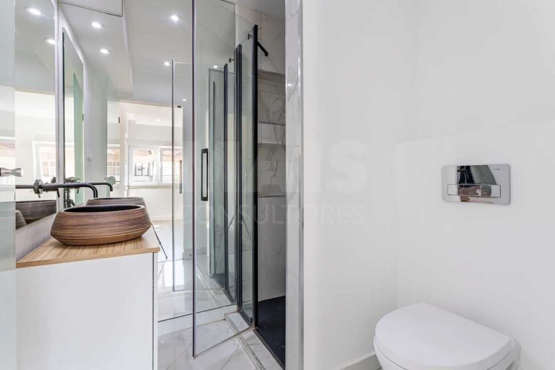 Apartamento T2 para Venda em Sacavém e Prior Velho Foto 5