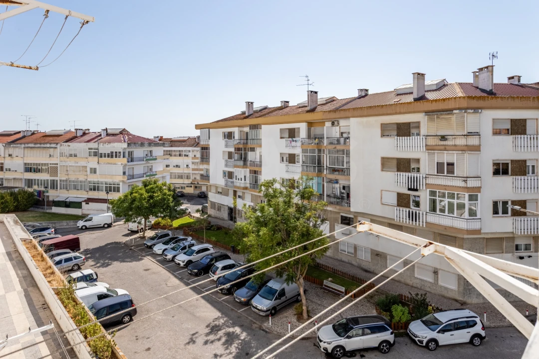 Apartamento T2 para Venda em Sacavém e Prior Velho Foto 9