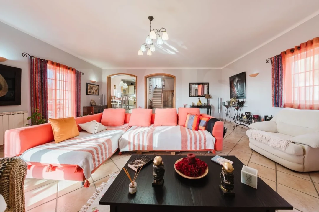 Moradia T4 para Venda em Chamusca e Pinheiro Grande Foto 2