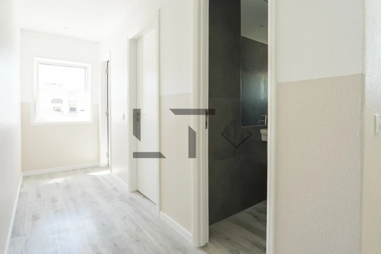 Prédio para Arrendamento em Alfragide Foto 59