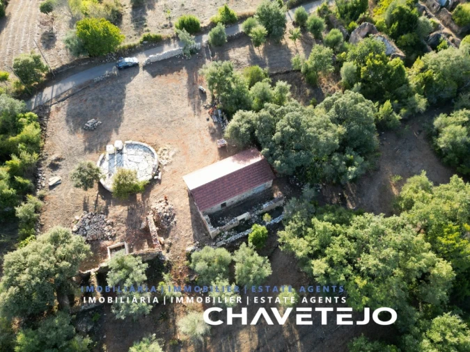 Moradia para Venda em Chãos Foto 8