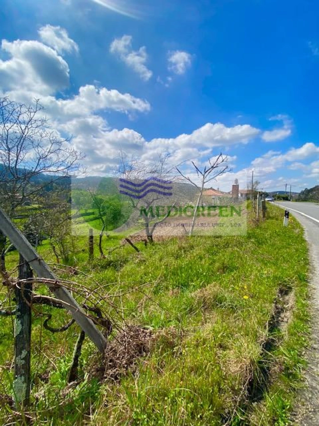 Terreno para Venda em Cedrim e Paradela Foto 1