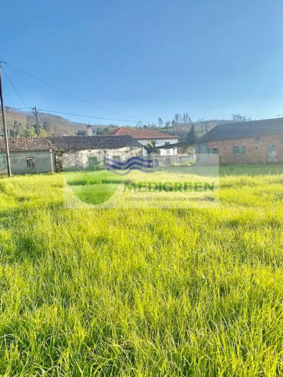 Terreno para Venda em Cedrim e Paradela Foto 3