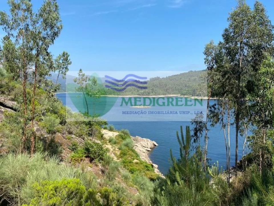 Terreno para Venda em Couto de Esteves Foto 6