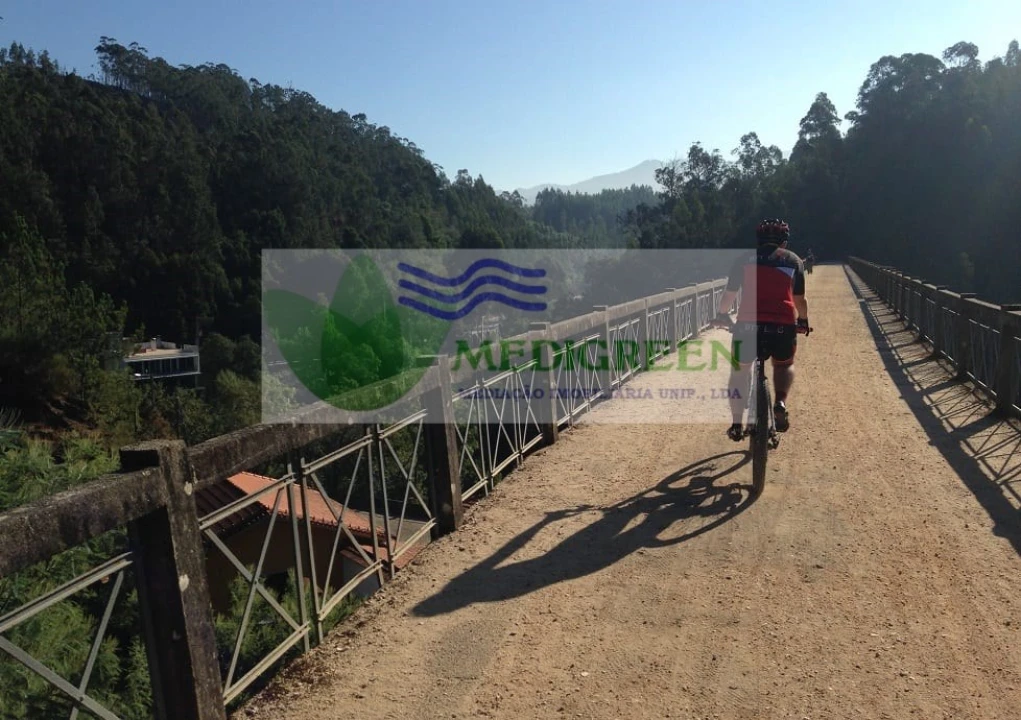 Terreno para Venda em Pessegueiro do Vouga Foto 6