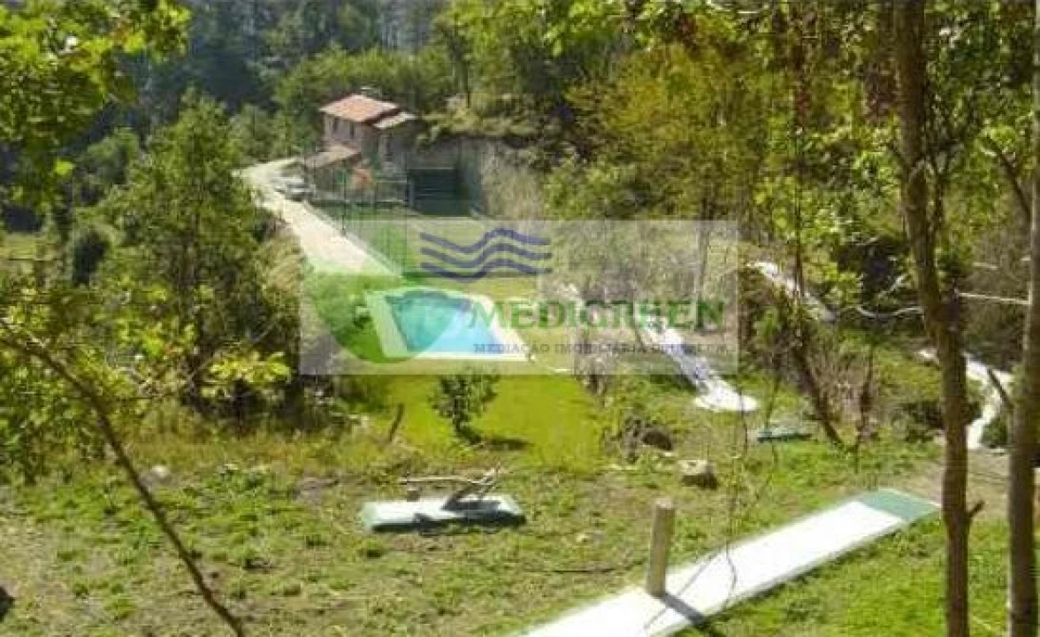 Moradia T2 para Venda em Couto de Esteves Foto 3