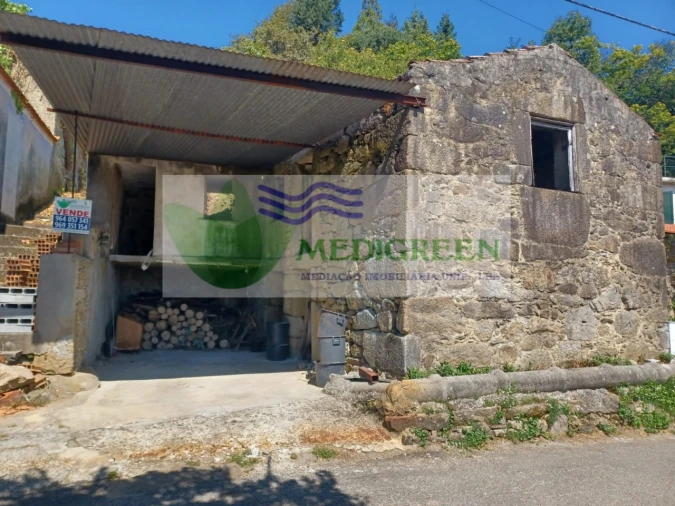 Moradia para Venda em Rocas do Vouga Foto 1