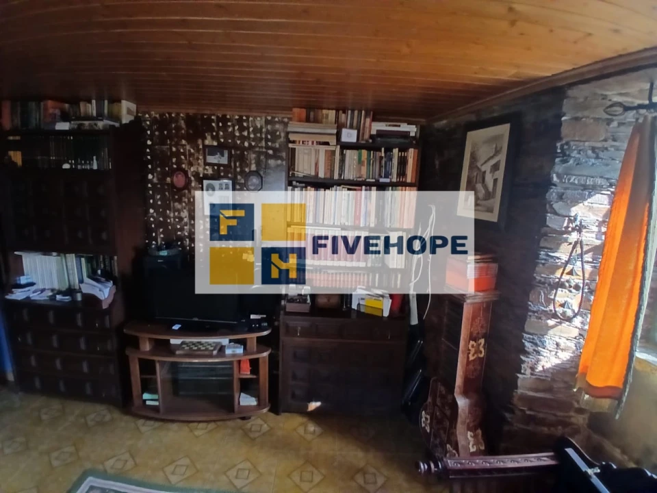 Moradia T3 para Venda em Cadafaz e Colmeal Foto 13