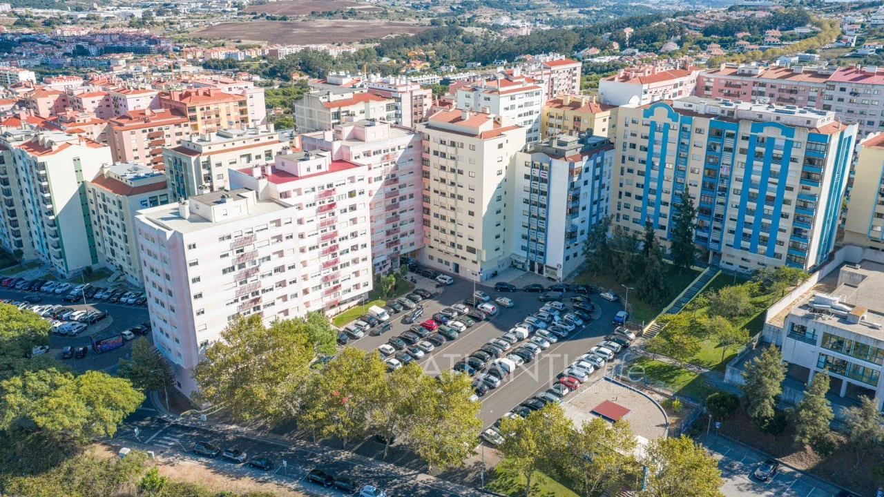 Apartamento T3 para Venda em Cacém e São Marcos Foto 10