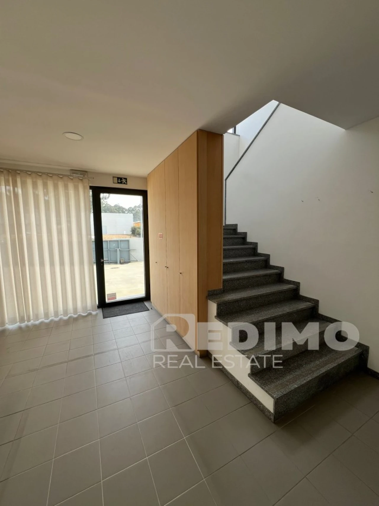 Armazém para Venda em Fiães Foto 16