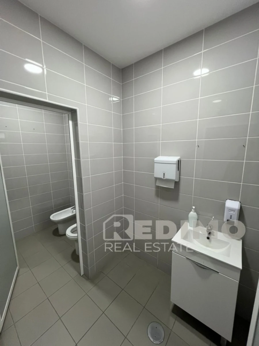 Armazém para Venda em Fiães Foto 12