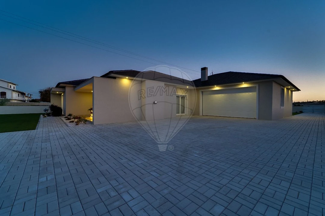 Moradia T3 para Venda em Vagos e Santo António Foto 8