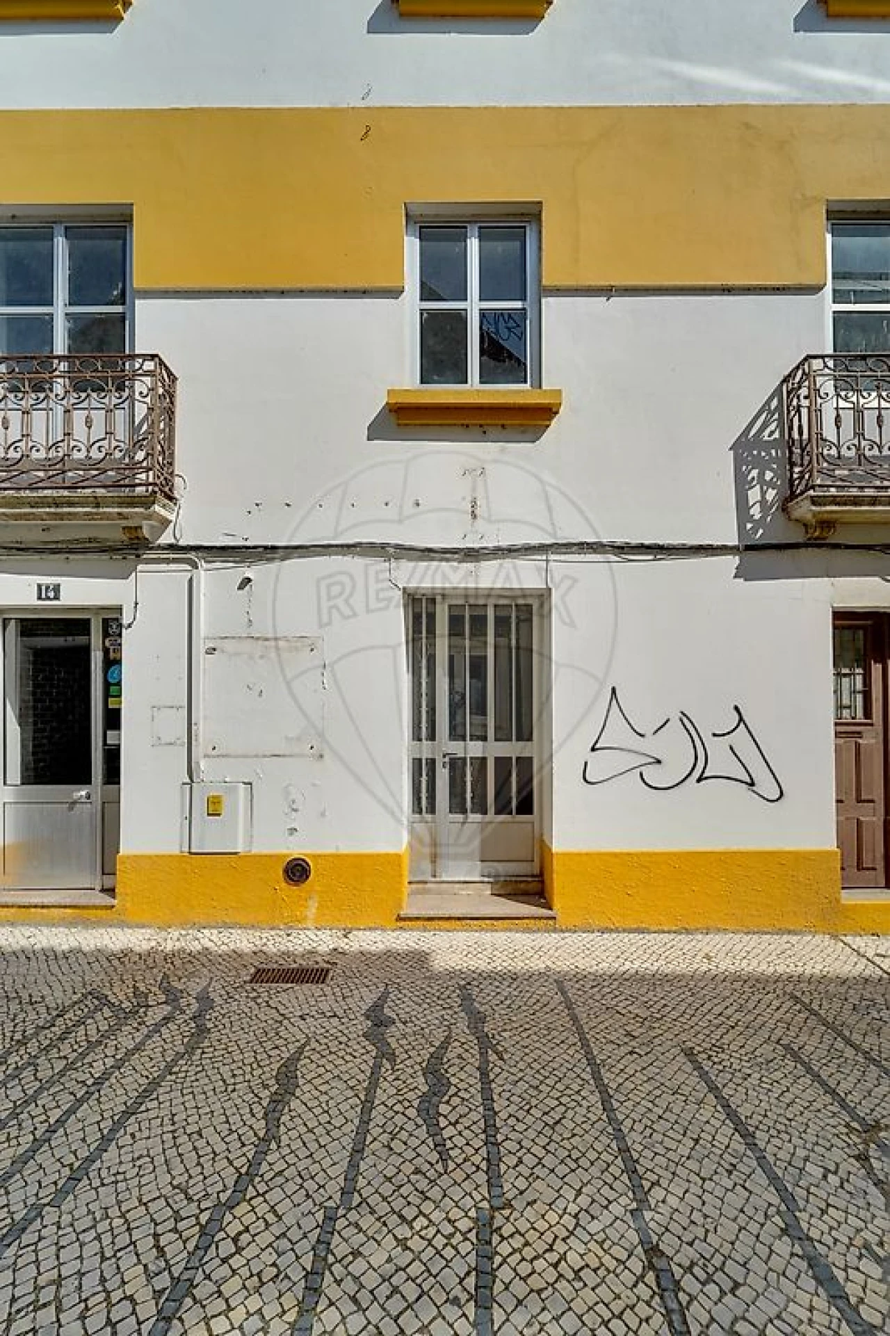 Prédio para Venda em Glória e Vera Cruz Foto 42