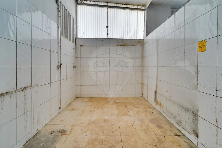 Prédio para Venda em Glória e Vera Cruz Foto 20