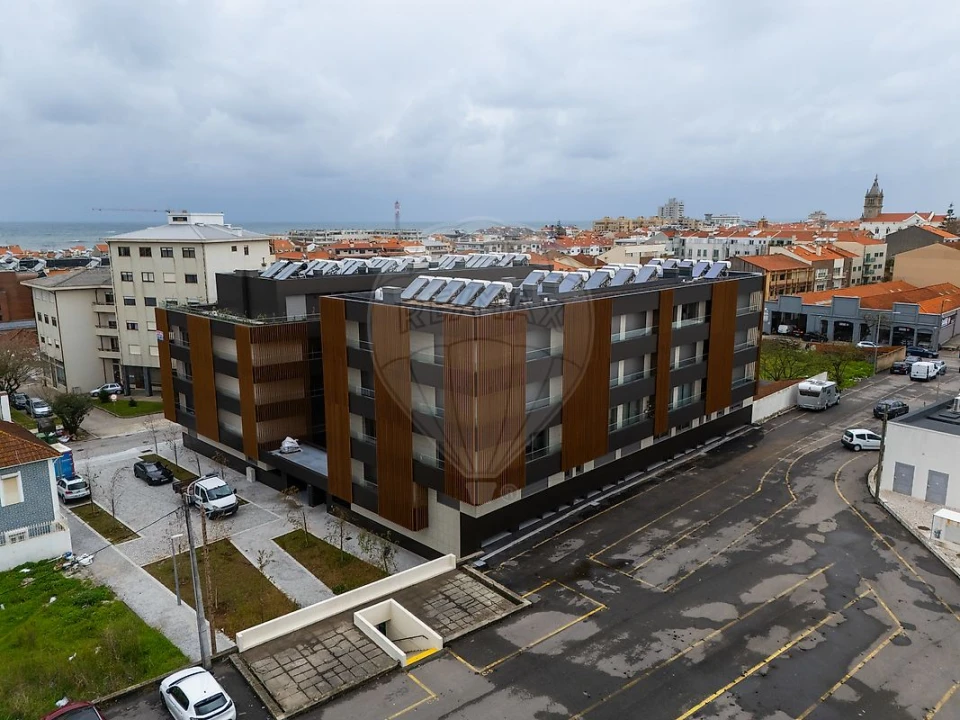 Apartamento T3 para Venda em Espinho Foto 25