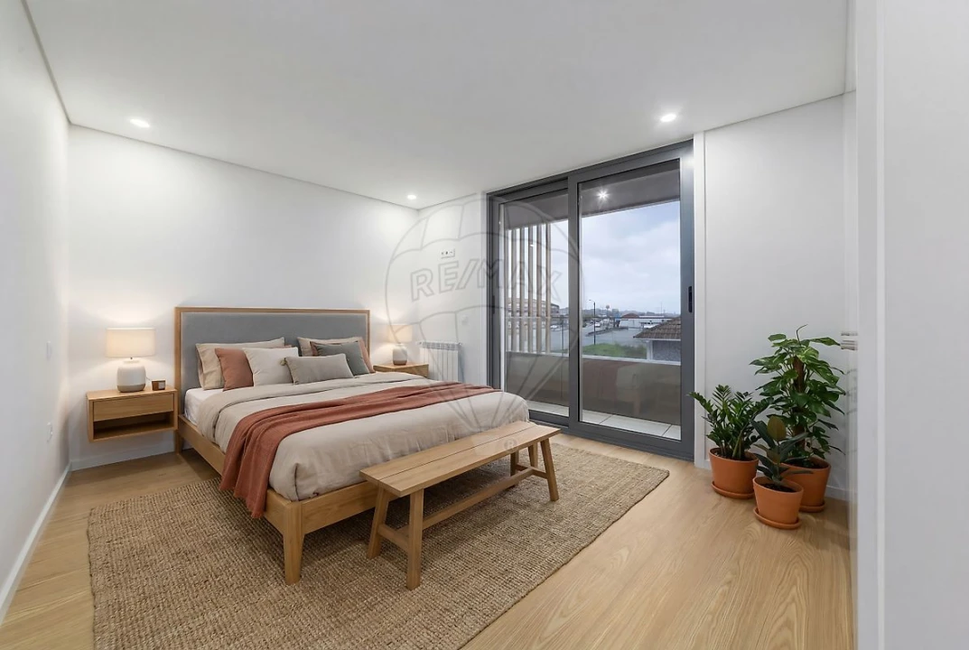 Apartamento T3 para Venda em Espinho Foto 10