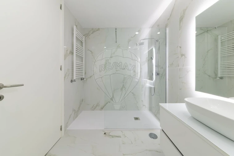 Apartamento T3 para Venda em Espinho Foto 17