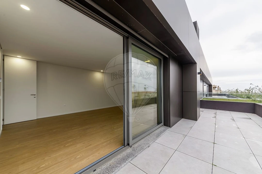 Apartamento T3 para Venda em Espinho Foto 21
