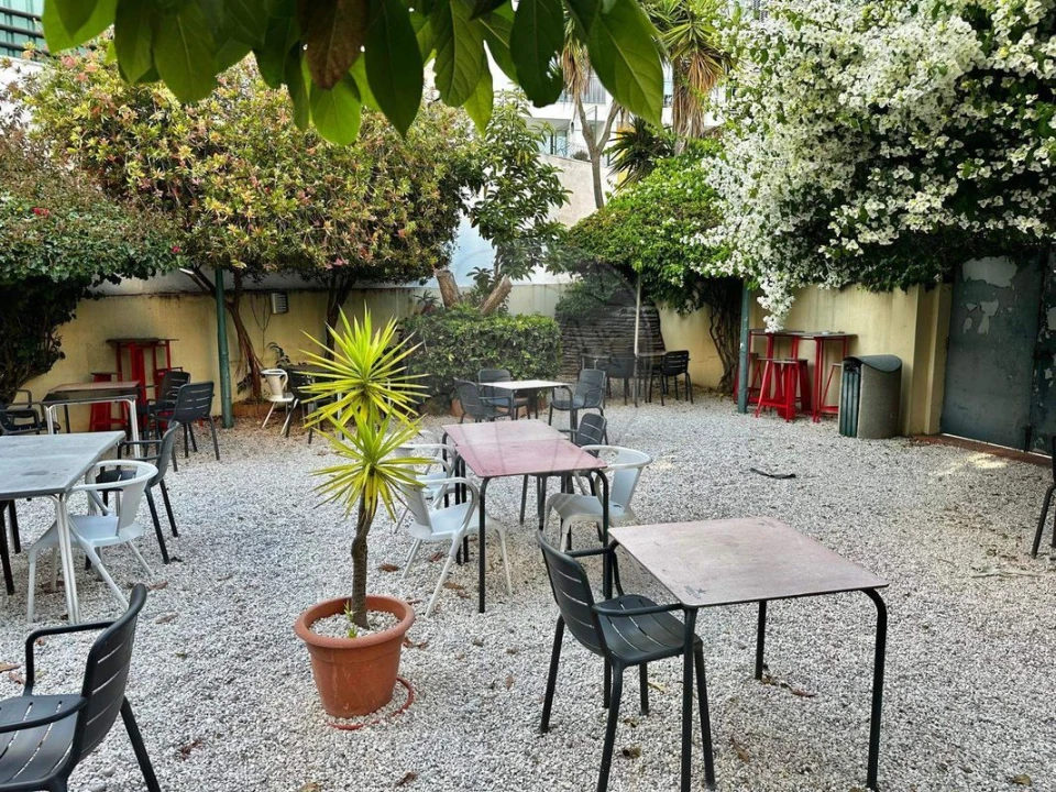 Negócio para Venda em São Domingos de Rana Foto 15