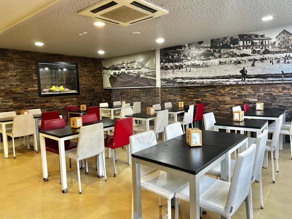 Negócio para Venda em São Domingos de Rana Foto 3