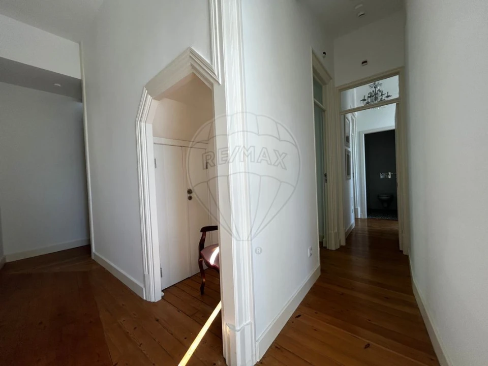 Moradia T9 para Venda em Santa Maria e São Miguel, São Martinho, São Pedro Penaferrim Foto 11