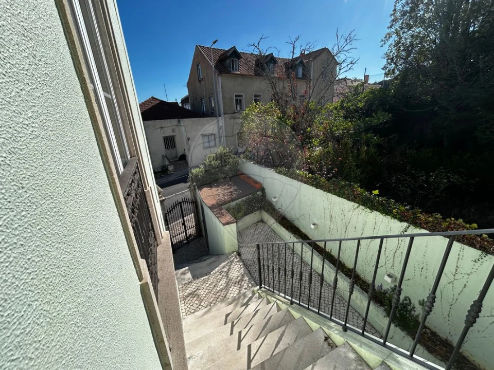 Moradia T9 para Venda em Santa Maria e São Miguel, São Martinho, São Pedro Penaferrim Foto 13