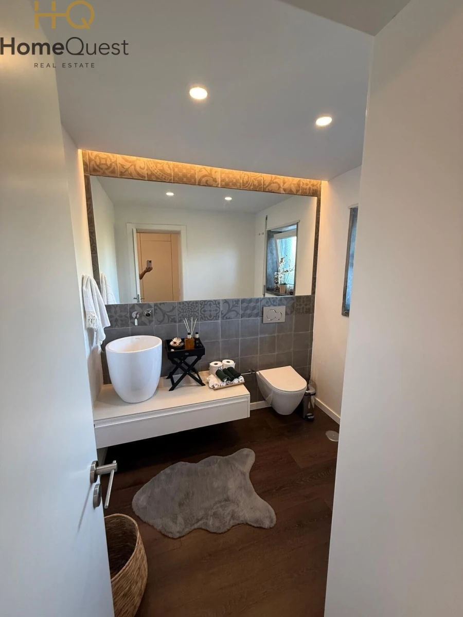 Moradia T5 para Venda em Agualva e Mira-Sintra Foto 10