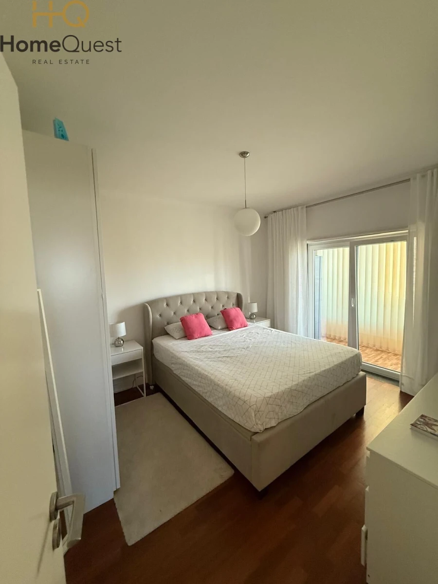 Moradia T5 para Venda em Agualva e Mira-Sintra Foto 26