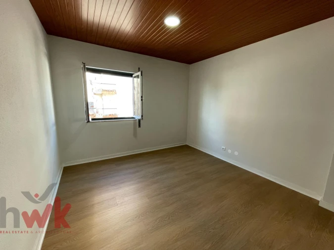 Apartamento T3 para Venda em Seia, São Romão e Lapa dos Dinheiros Foto 10