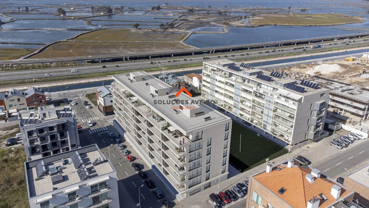 Apartamento T3 para Venda em Glória e Vera Cruz Foto 8