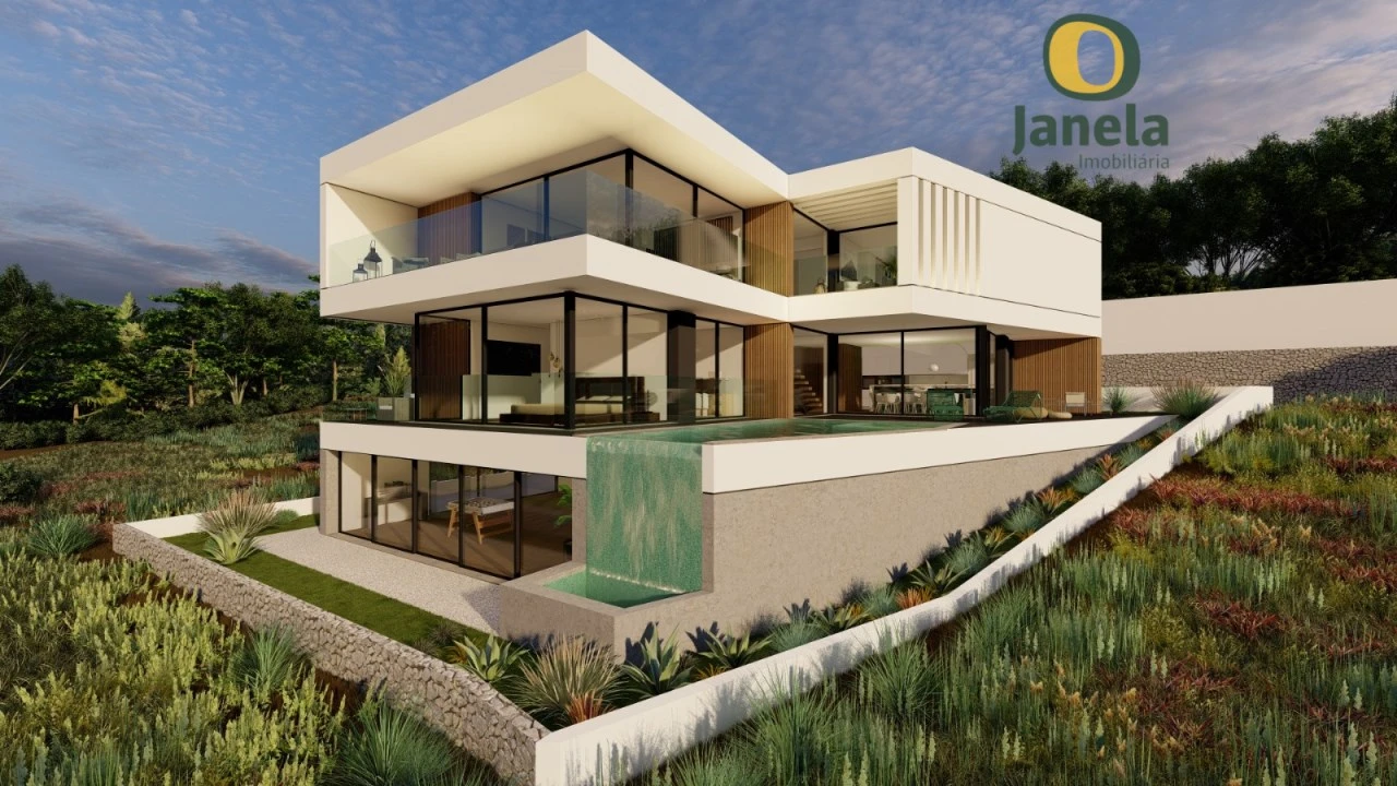 Moradia T4 para Venda em Santa Barbara de Nexe Foto 4