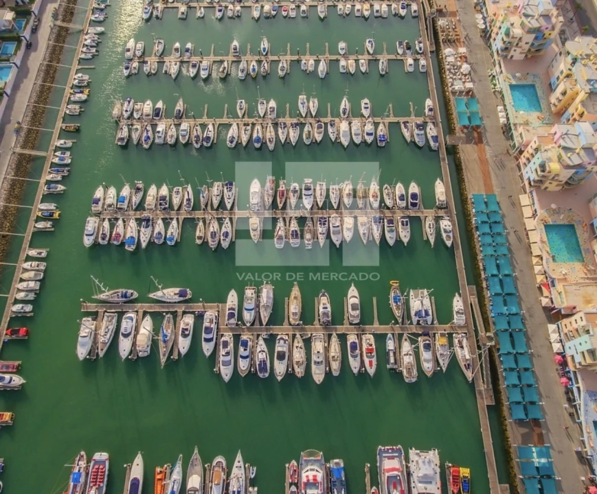 Negócio para Venda em Albufeira e Olhos de Água Foto 10