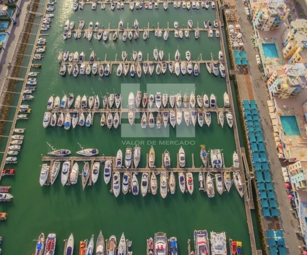 Negócio para Venda em Albufeira e Olhos de Água Foto 10