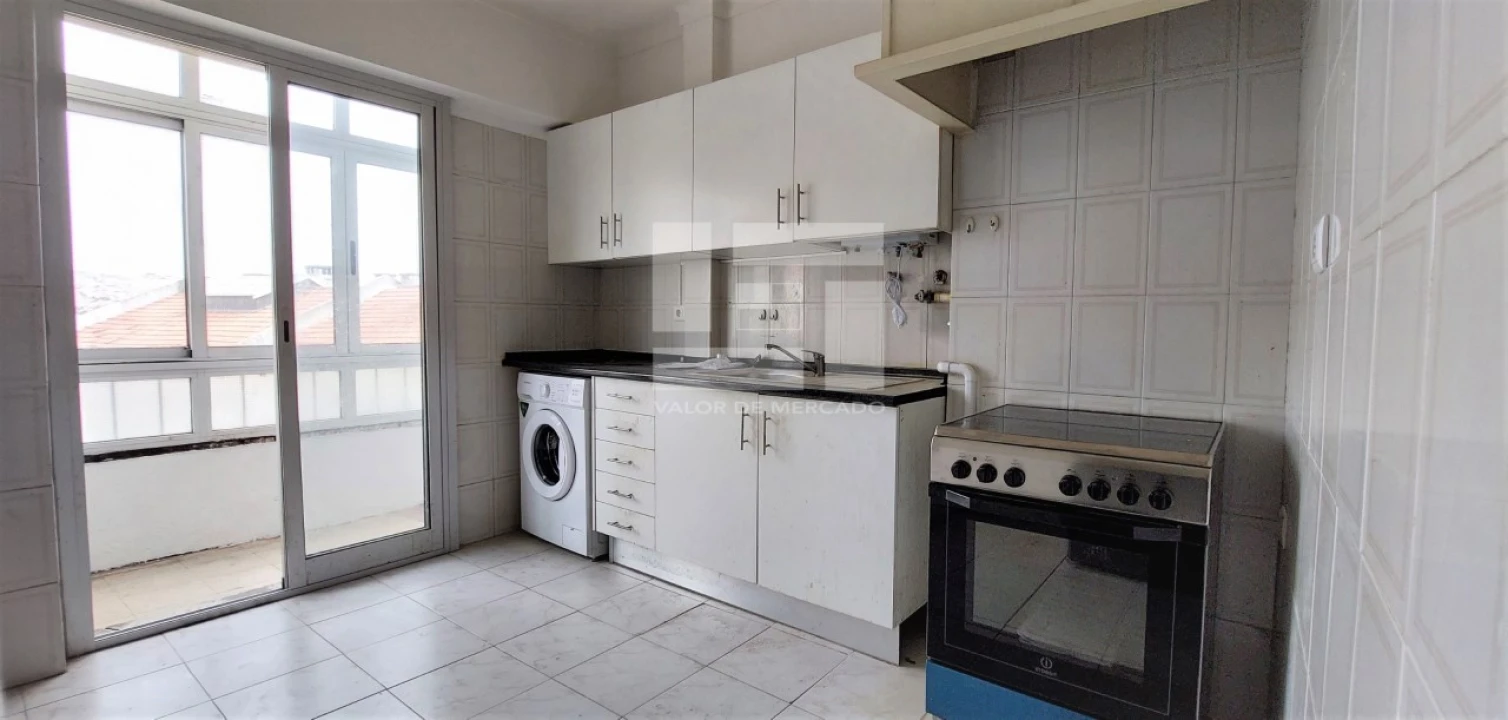 Apartamento T2 para Venda em Encosta do Sol Foto 7