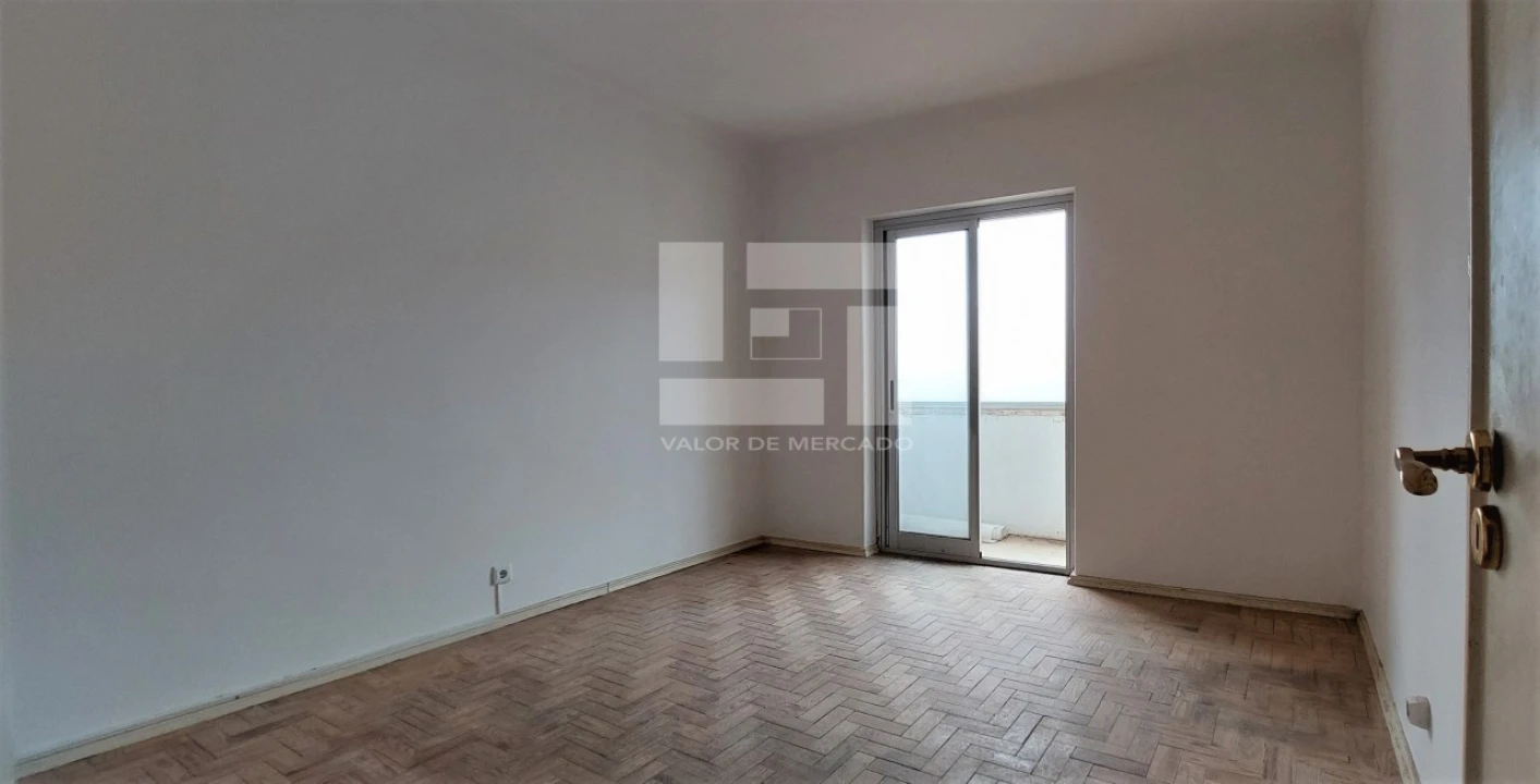 Apartamento T2 para Venda em Encosta do Sol Foto 13