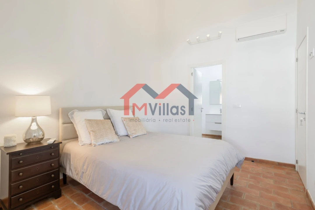 Moradia T3 para Venda em Salir Foto 14