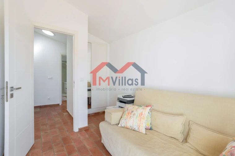 Moradia T3 para Venda em Salir Foto 17