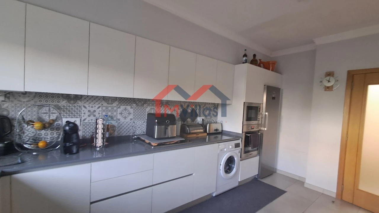 Moradia T3 para Venda em Salir Foto 7