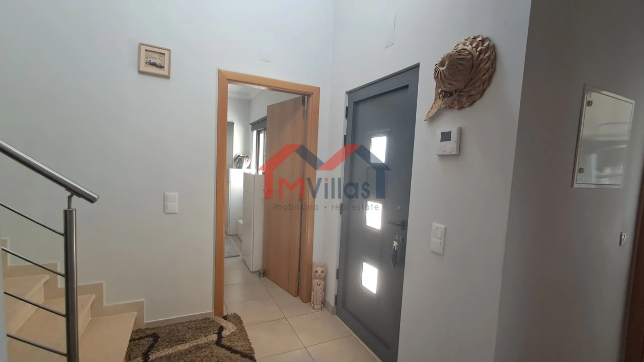 Moradia T3 para Venda em Salir Foto 11