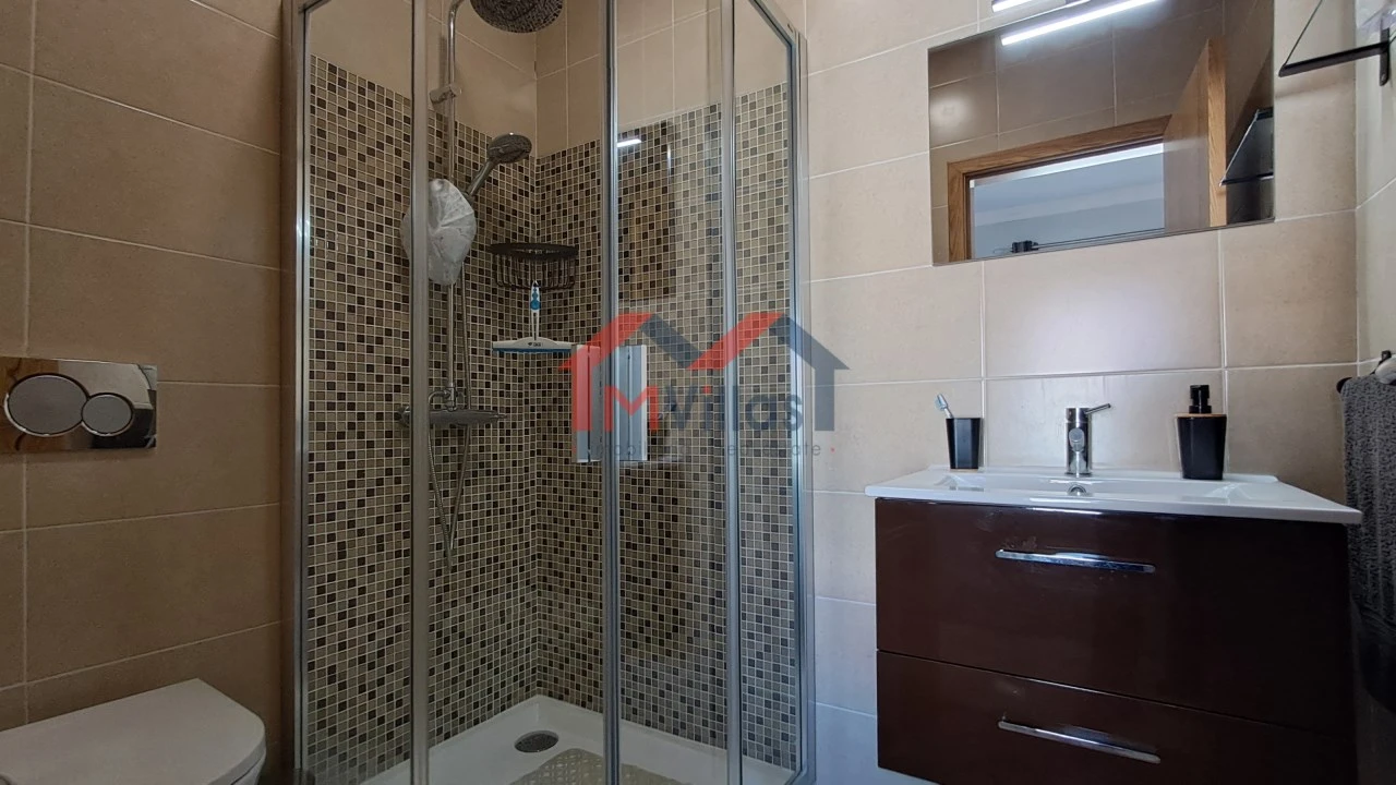 Moradia T3 para Venda em Salir Foto 15