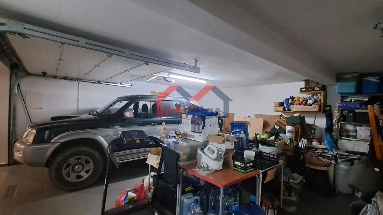 Moradia T3 para Venda em Salir Foto 25