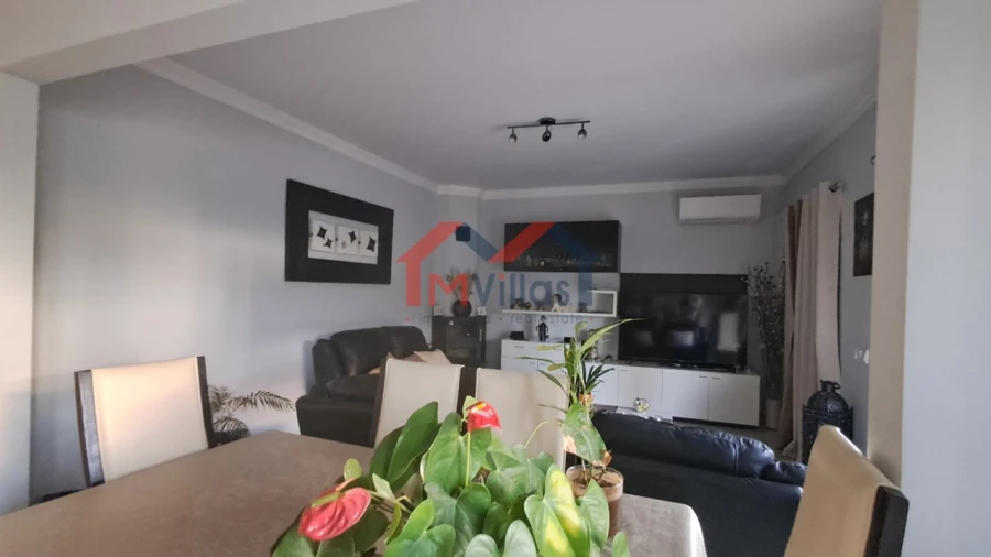 Moradia T3 para Venda em Salir Foto 5